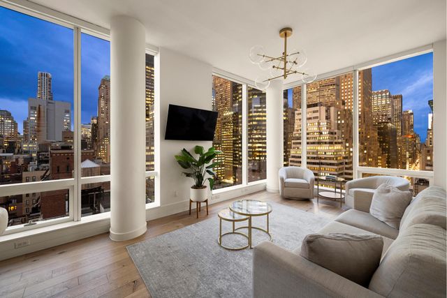 $1,295,000 | 325 Lexington Avenue, Unit 21B | Murray Hill