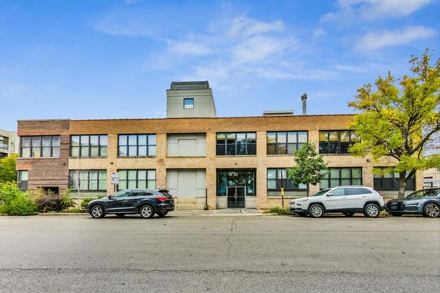 $739,000 | 2804 North Lakewood Avenue, Unit 208 | Lake View