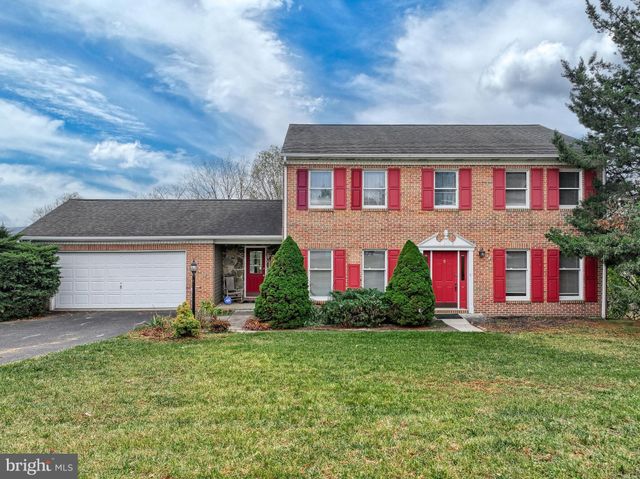 $399,000 | 2299 North Point Drive | Manchester Township - York County