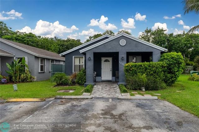 $419,900 | 12262 Southwest 201st Terrace | South Miami Heights