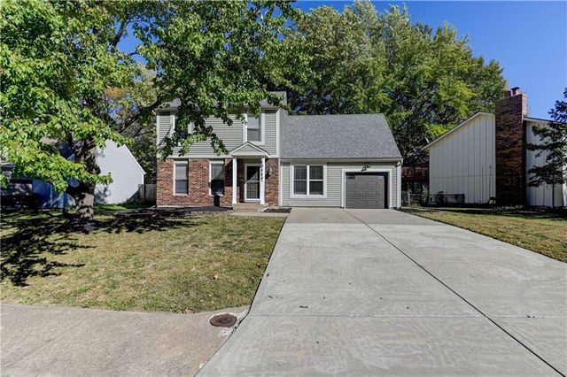 $339,900 | 15117 South Locust Street | Olathe