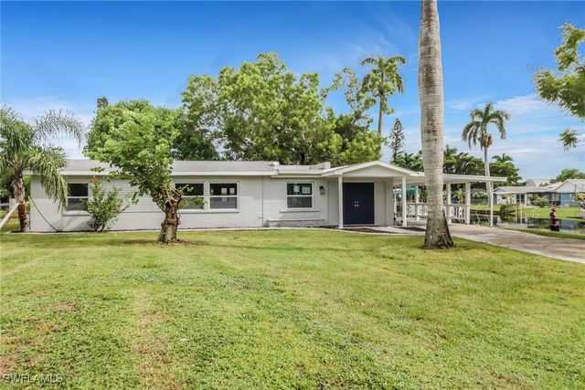 $389,900 | 1152 Harbor Drive | North Fort Myers