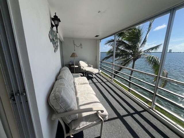 $3,800 | 100 Lehane Terrace, Unit 18 | North Palm Beach