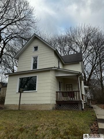 $1,000 | 279.5 South Main Street | Jamestown