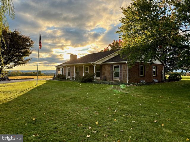 $395,000 | 2694 Back Road