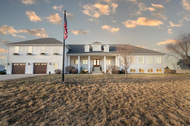 $1,175,000 | 10951 County Road 8 Southwest | High Forest Township - Olmsted County