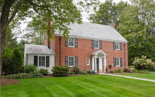 $1,200,000 | 23 Pilgrim Road | West Hartford