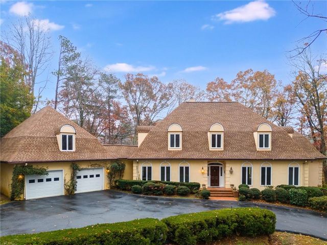 $1,399,000 | 4010 Paper Mill Road Southeast | Atlanta Country Club Estates