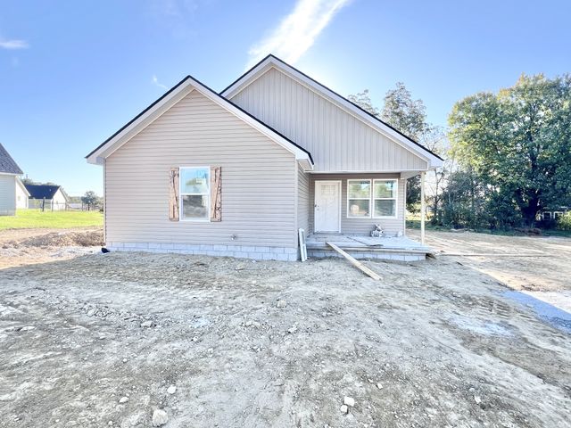 $299,900 | 220 Remington Lane | Smithville