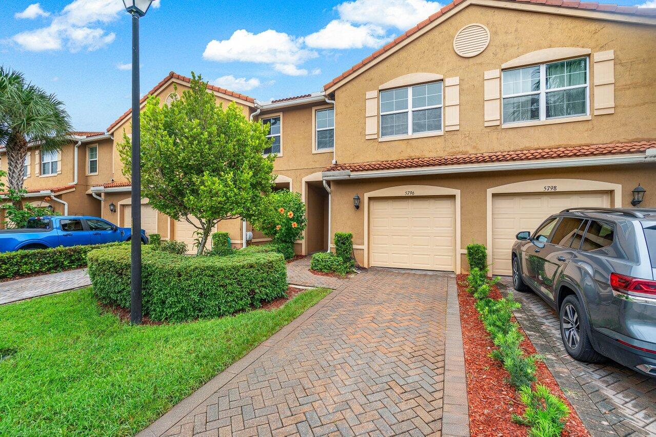 5796MonterraClubDrive-LakeWorth-FL