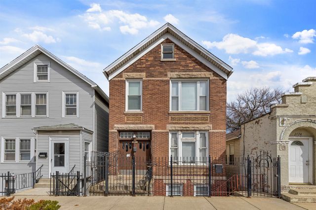 $670,000 | 2136 West 18th Place | Heart of Chicago