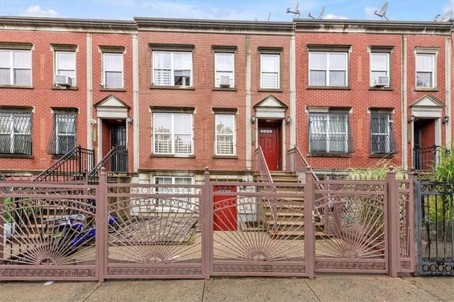 $925,000 | 217 Eldert Street | Bushwick