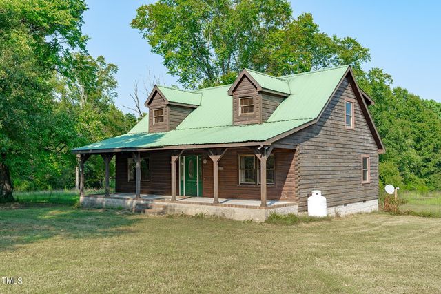 $439,500 | 6704 Log Home Drive | Marks Creek Township - Wake County