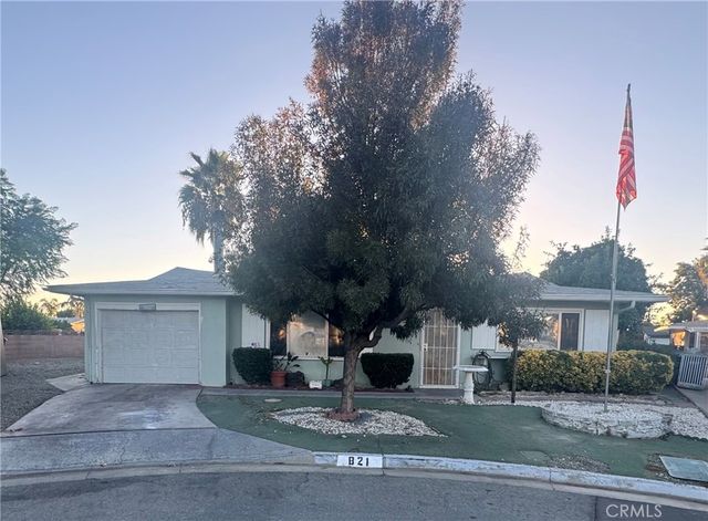 $310,000 | 821 Majela Lane | Hemet