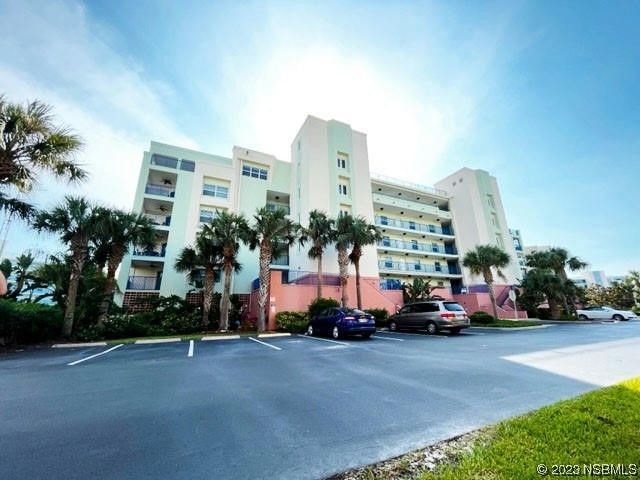 $440,000 | 5300 South Atlantic Avenue, Unit 15206