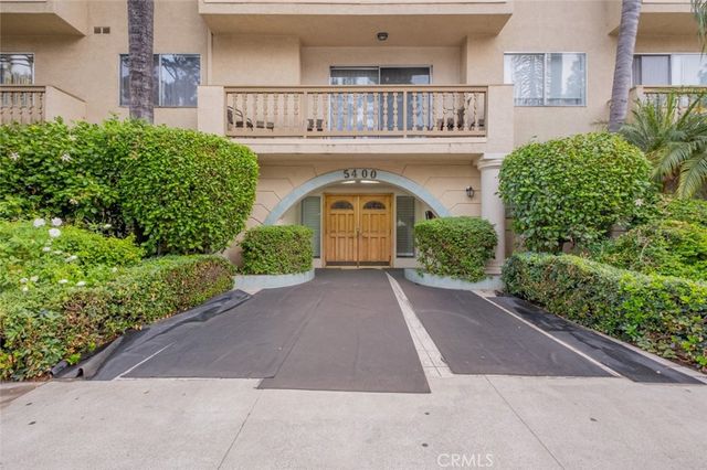 $550,000 | 5400 Lindley Avenue, Unit 311 | Encino