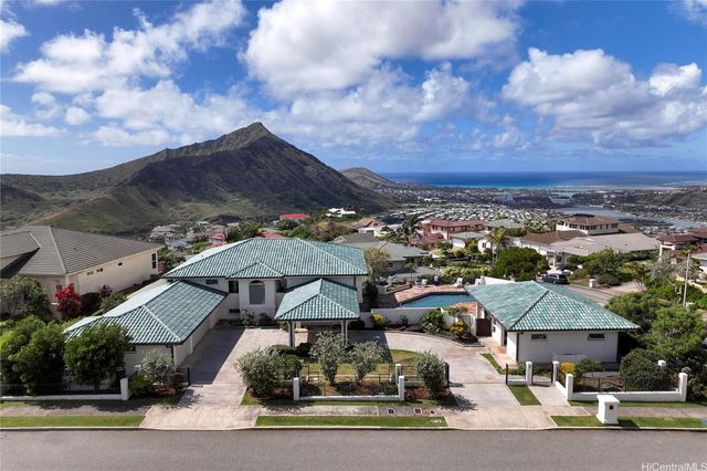 $4,600,000 | 1007 Kuamauna Street | Napali Haweo