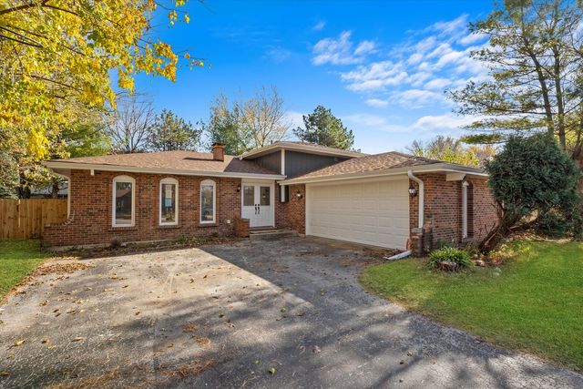 $368,000 | 18227 Old Farm Road | Lansing