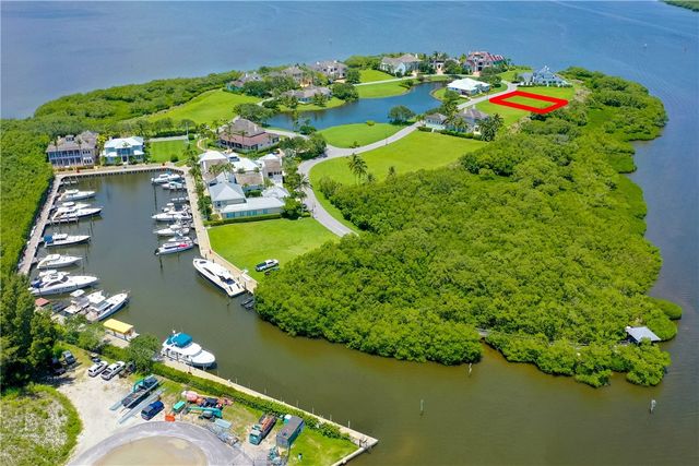 $995,000 | 9260 Marsh Island Drive