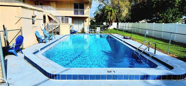 $159,900 | 4923 Vincennes Court, Unit 8 | Cape Coral