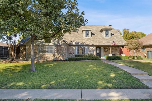 $619,500 | 2121 McDaniel Circle | Plano