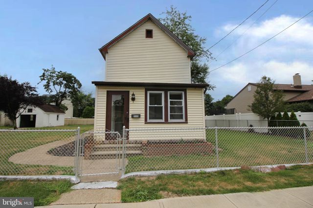 $299,900 | 555 6th Street | Roebling