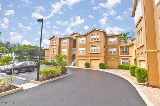 $279,900 | 15655 Ocean Walk Circle, Unit 202 | The Gardens at Beachwalk