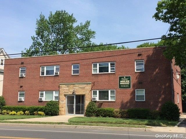 $2,540 | 717 Conklin Street, Unit 12 | Farmingdale Village