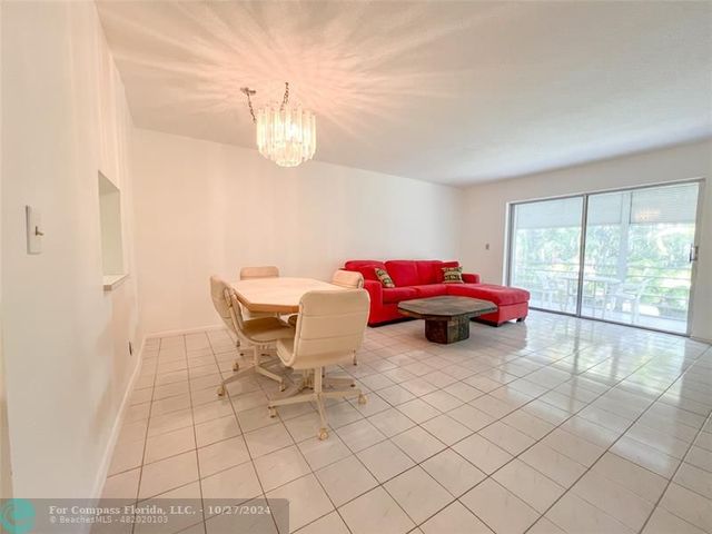 $1,750 | 1445 Atlantic Shores Boulevard, Unit 206 | Coutry Club