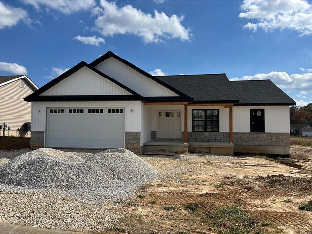 $365,000 | 18 Trail Blaze Circle | Plattin Township - Jefferson County