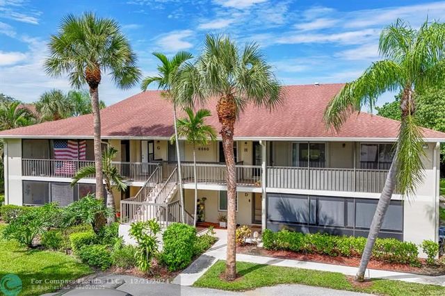 $265,000 | 6560 Chasewood Drive, Unit H | Jupiter