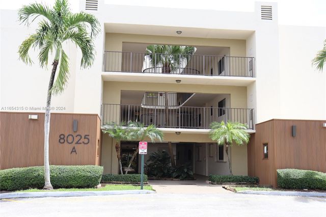 $289,000 | 8025 Southwest 107th Avenue, Unit 222 | Kendall