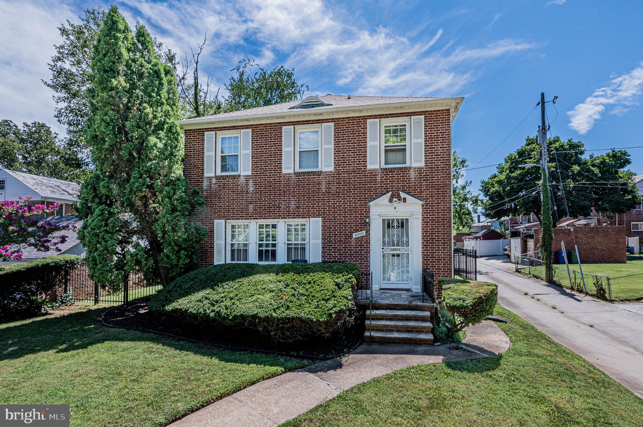 3301 Barrington Road, Baltimore, MD 21215 | Compass