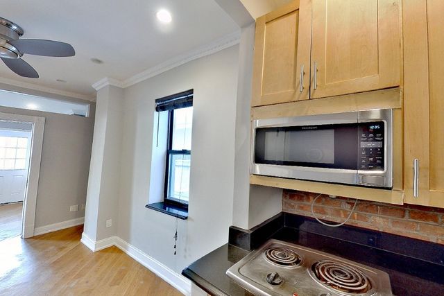 $3,695 | 279 East 10th Street, Unit 14 | East Village