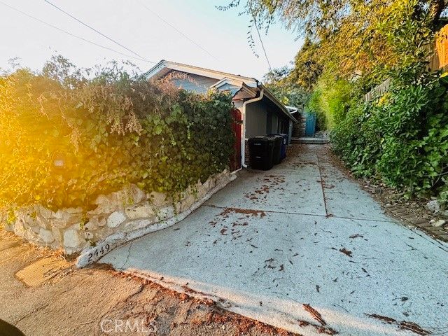 $4,650 | 2449 Olive Avenue | La Crescenta-Montrose