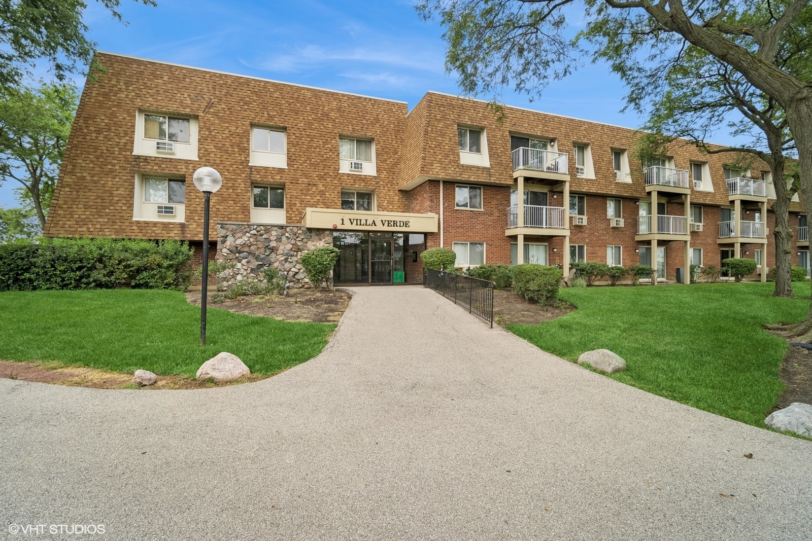 a view of building with yard