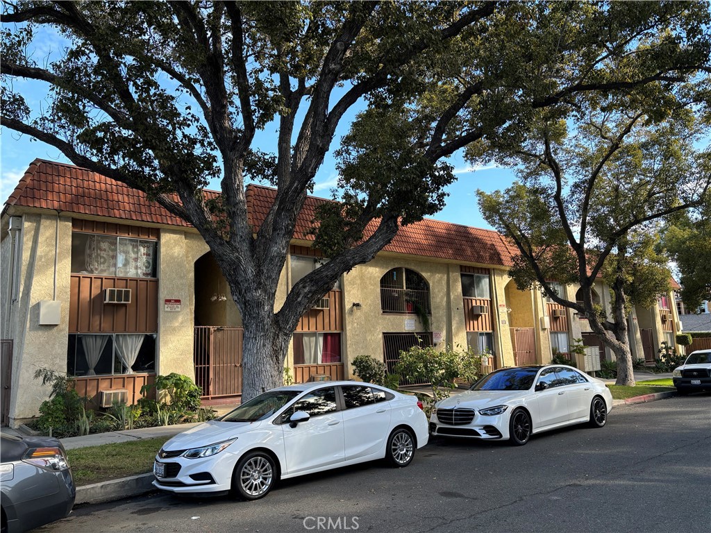 a car parked in front of a house