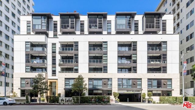 $8,000 | 10777 Wilshire Boulevard, Unit 604 | Westwood