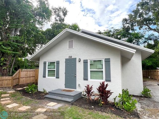 $315,000 | 1312 Atlantic Avenue | Fort Pierce