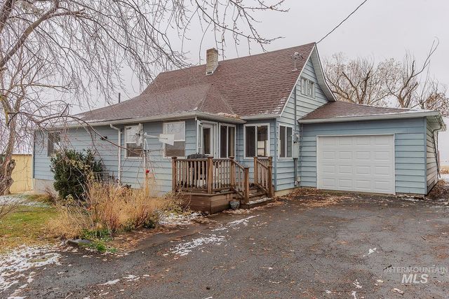 $255,000 | 521 St Clair Street | Craigmont