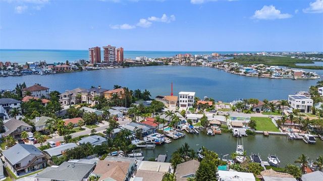 $1,399,000 | 102 Wall Street | Redington Shores