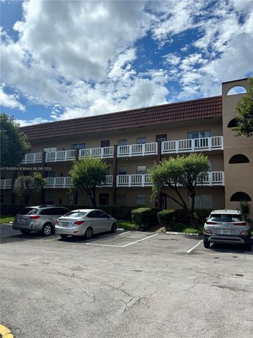 $155,000 | 9261 Sunrise Lakes Boulevard, Unit 203 | Sunrise Lakes