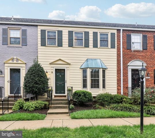 $700,000 | 4846 Chevy Chase Drive, Unit 148 | Chevy Chase