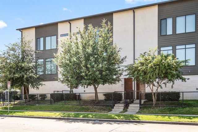 $539,000 | 2103 Bennett Avenue, Unit 50 | Knox Henderson