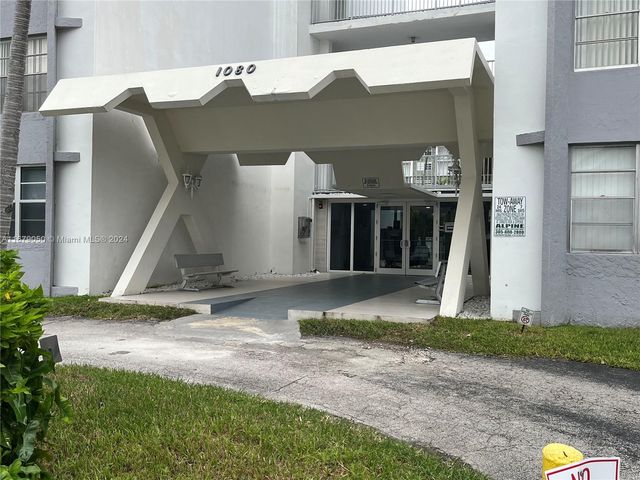 $2,450 | 1080 94th Street, Unit 301 | Bay Harbor Islands