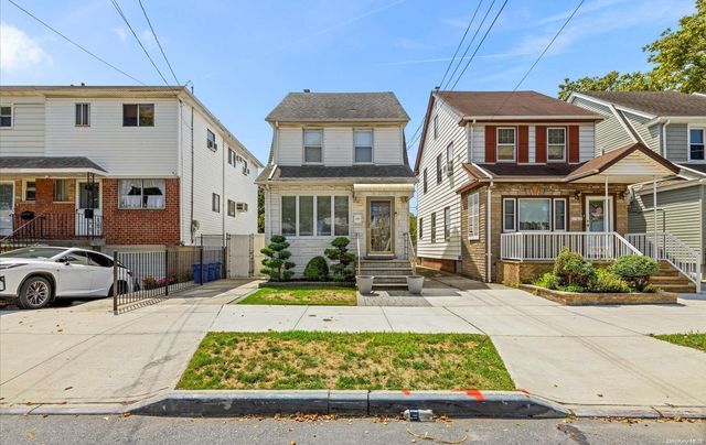 $888,000 | 96-36 149th Avenue | Ozone Park