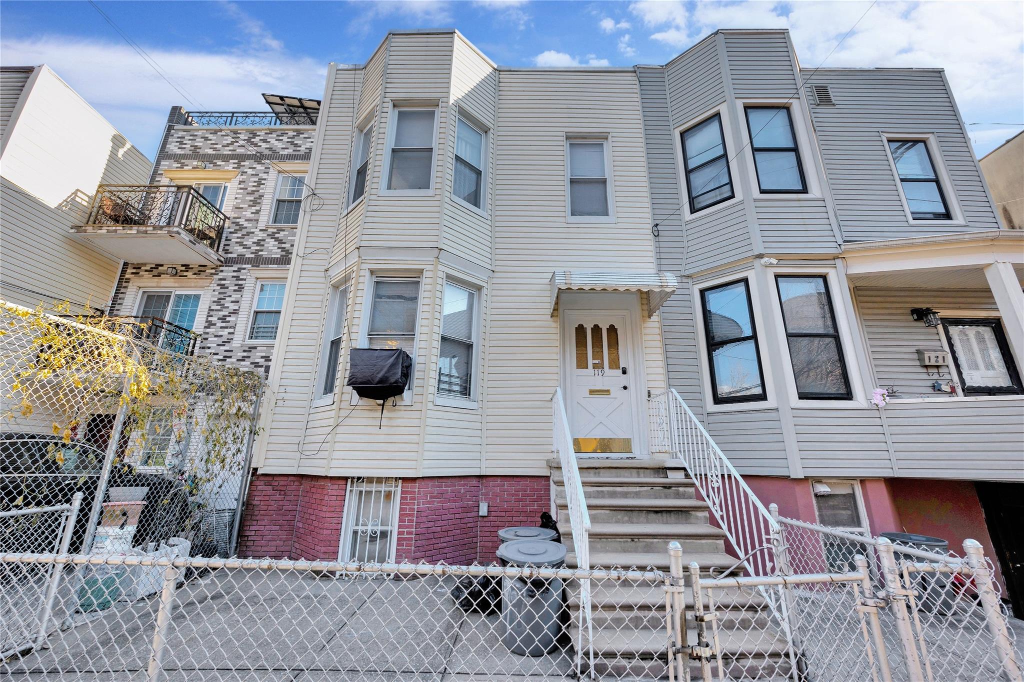 View of townhome / multi-family property