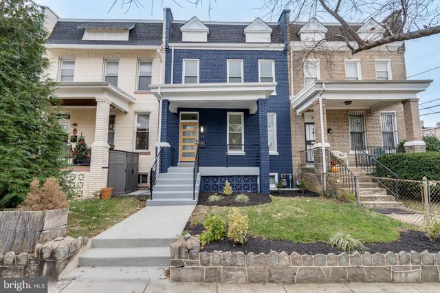 $1,050,000 | 11 Evarts Street Northeast | Edgewood