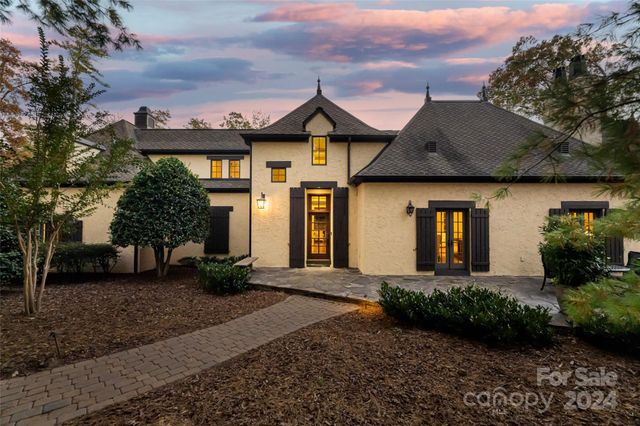 $2,350,000 | 5 Nethermead Drive | Ramble Biltmore Forest