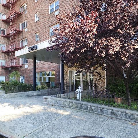 $132,500 | 3240 Riverdale Avenue, Unit 7A | Kingsbridge